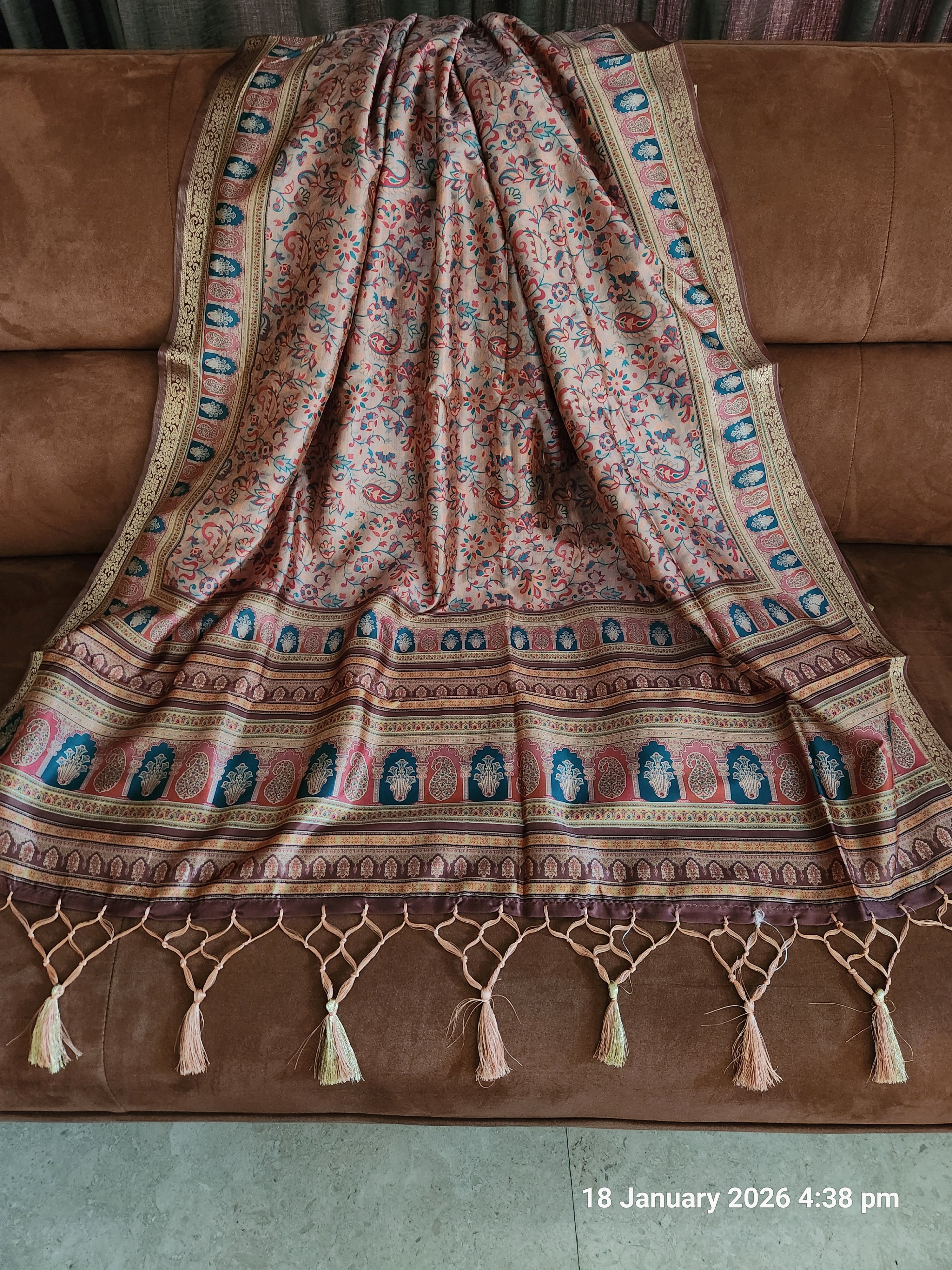 Handcrafted Floral Saree with Mughal-Inspired Border - Beige
