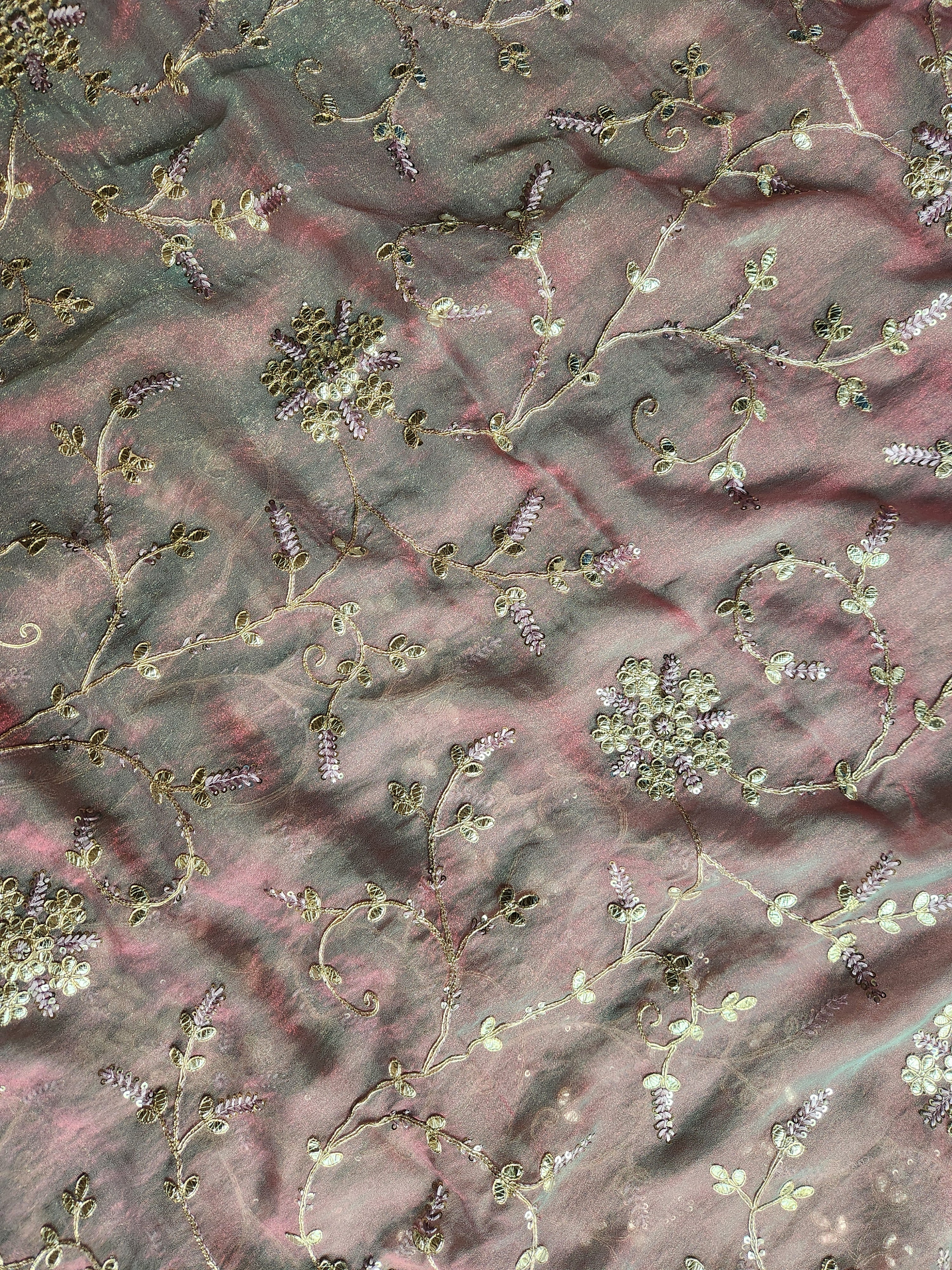 Blush Vines of Whispered Gold