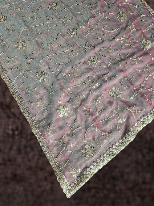 Blush Vines of Whispered Gold